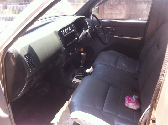 ขายด่วน ร้อนเงิน Mitsubishi Strada 2500 trubo สองประตู ราคา 105000 ขายด่วน ร้อนเงิน Mitsubishi Strada 2500 trubo สองประตู ราคา 105000