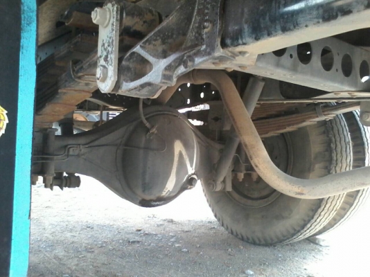 ขายISUZU NPR130ไฟทับทิม ปี47 กระบะยาว5เมตร