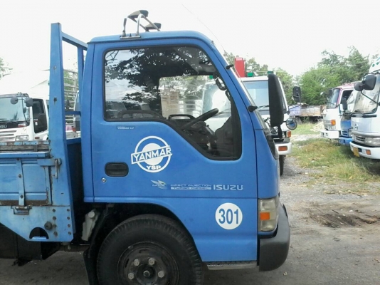 ขายISUZU NPR130ไฟทับทิม ปี47 กระบะยาว5เมตร