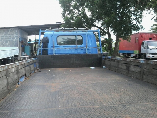 ขายISUZU NPR130ไฟทับทิม ปี47 กระบะยาว5เมตร