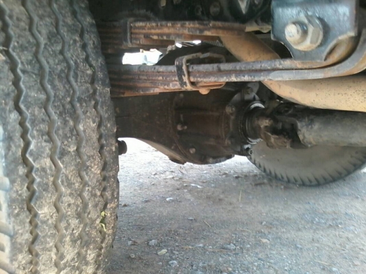 ขายISUZU NPR130ไฟทับทิม ปี47 กระบะยาว5เมตร