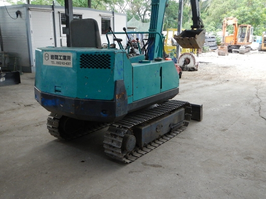 ขายรถแบ็คโฮ PC10-6 พร้อมใช้งาน ขายรถแบ็คโฮ PC10-6 พร้อมใช้งาน