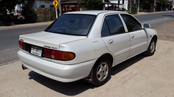 ขาย Mitsubishi lancer ecar สีขาวสวยๆ ราคา 39,000 บาท ++++++++++