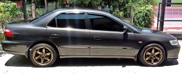 Honda Accord G6 เครื่อง V6 สูบ 3000 cc.