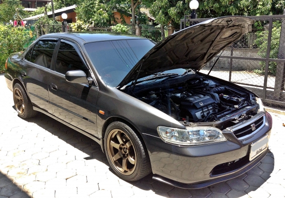 Honda Accord G6 เครื่อง V6 สูบ 3000 cc. Honda Accord G6 เครื่อง V6 สูบ 3000 cc.