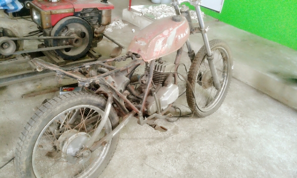 ขาย โครง dt125 โช็คเดี่ยว ไม่มีผุ พร้อมเครื่อง gto rx100 ขายรวม 3500สนใจโทร 0827885550