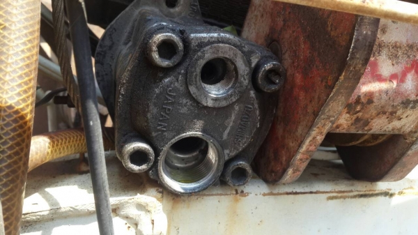 เครน UNIC 100V Turbo