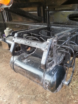 ขายรถดั๊มISUZU 10 ล้อ 2 เพลาJUMBO EM100 220แรง ทะเบียนภาษีครบ