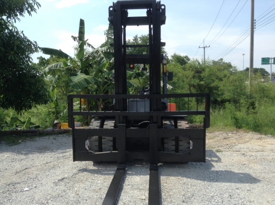 ขายรถยก 8 ตัน TOYOTA FD80  เสายกสูง งายกยาว แผงงากว้างตักตู้ได้  ราคาถูกสุดๆ