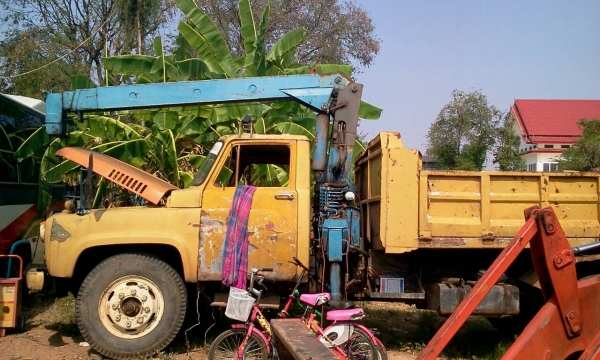 รถยกหกล้อ ใช้งานได้