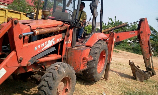 รถยกหกล้อ ใช้งานได้