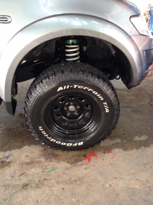 ขายล้อพร้อมยาง โช๊ค กันโคลง ตัวยกหน้า