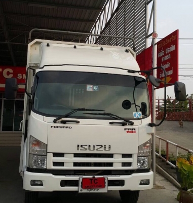 Isuzu กระบะบรรทุก 6 ล้อ