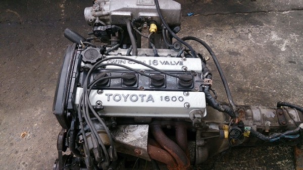 ขายเครื่องยนต์เบนซินหัวฉีดขับหลัง 1600cc