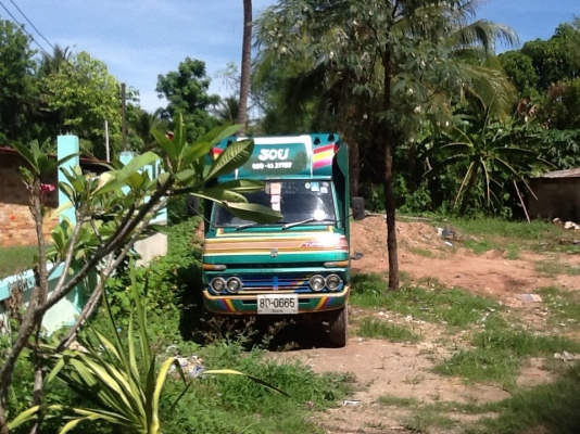 รถ 6 ล้อ TOYOTA กระบะบรรทุก ข้างเสริม ปีจดทะเบียน 2513