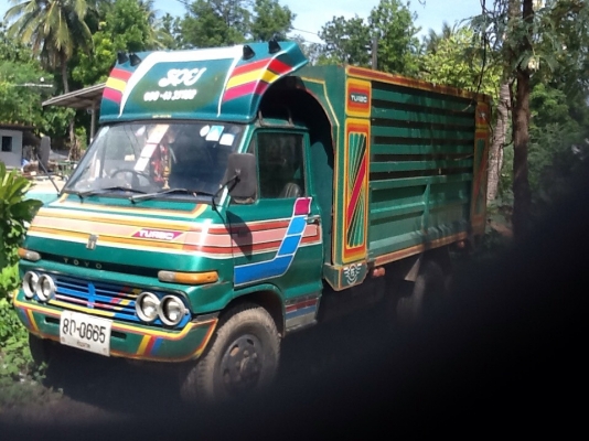 รถ 6 ล้อ TOYOTA กระบะบรรทุก ข้างเสริม ปีจดทะเบียน 2513