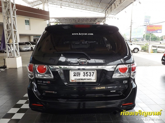 TOYOTA FORTUNER 3.0V AUTO 4WD ปี 2012 TOYOTA FORTUNER 3.0V AUTO 4WD ปี 2012