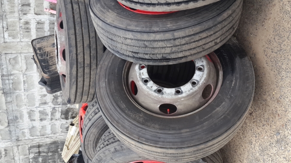 ยางงามๆ