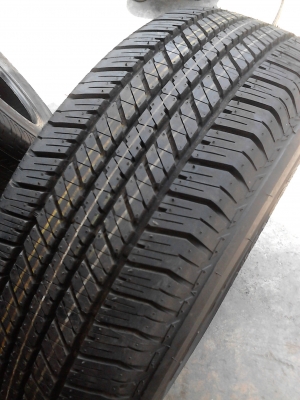265/65R17 BRIDGESTONE DUELER H/T  684 II  ยางอะไหล่ ปี 13 มี 1 เส้น tel.081-427-3941