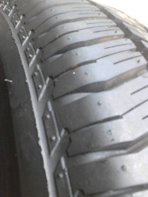 265/65R17 BRIDGESTONE DUELER H/T  684 II  ยางอะไหล่ ปี 13 มี 1 เส้น tel.081-427-3941