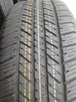 265/65R17 BRIDGESTONE DUELER H/T  684 II  ยางอะไหล่ ปี 13 มี 1 เส้น tel.081-427-3941