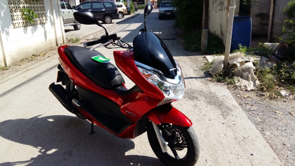 HONDA PCX 150 cc.ราคา 54000 บาท สนใจโทร 084-6937668 ทรัพย์