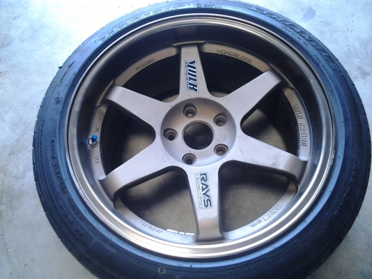 TE37 ก้านตรง ขอบ18 หน้า 9.5 หลัง 11 TE37 ก้านตรง ขอบ18 หน้า 9.5 หลัง 11