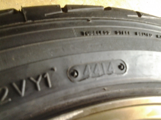 TE37 ก้านตรง ขอบ18 หน้า 9.5 หลัง 11 TE37 ก้านตรง ขอบ18 หน้า 9.5 หลัง 11