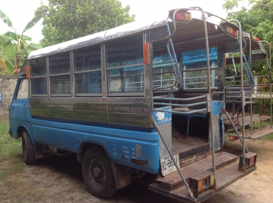 ขายรถ 4 ล้อ เครื่อง 90 แรง. เครื่องดี  ครัชซีสวยไม่มีผุ