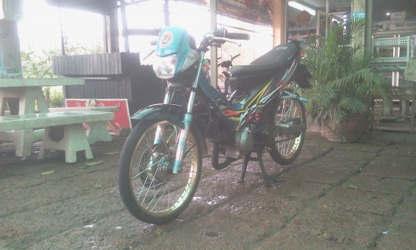 ขายด่วนจร้า Honda โนวา เทน่า รถสตาร์ทติด ขี่ได้ (ขายตามสภาพ ไม่ ท.บ เเต่มีเอกสารจากเจ้าของเดิมให้) ราคาถูกกว่าจักรยาน ค่าตัว 3700 บาท เท่านั้น มารับเองลดได้อีก สนใจโทรสอบถาม 089-8054390 โอ๋ อยู่จังหวัด ลพบุรี