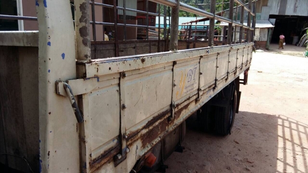 ขายรถ6ล้อรั้ว HINO FC2WHLA เครื่อง 120แรงม้า กระจกไฟฟ้า สนใจโทร 081-970-1072 ขายรถ6ล้อรั้ว HINO FC2WHLA เครื่อง 120แรงม้า กระจกไฟฟ้า สนใจโทร 081-970-1072