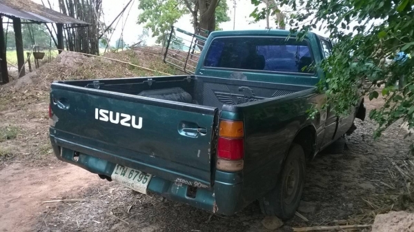 ขาย ISUZU TFR ปี 38 เครื่องดี 2500 คัสซีสวย ติดเวอร์แล้ว แอร์เย็น แมกซ์ลายเนอร์ ทะเบียนพร้อมโอน