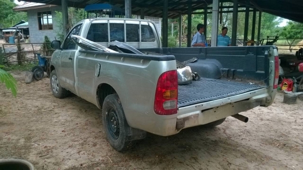 ขายกระบะตอนเดียว HILUX VIGO 2.5 ปี 50 เครื่องดี สภาพต้องเอาไปเก็บอีกหน่อย ทะเบียนครบพร้อมโอน ราคาต่อรองได้ครับ ขายกระบะตอนเดียว HILUX VIGO 2.5 ปี 50 เครื่องดี สภาพต้องเอาไปเก็บอีกหน่อย ทะเบียนครบพร้อมโอน ราคาต่อรองได้ครับ