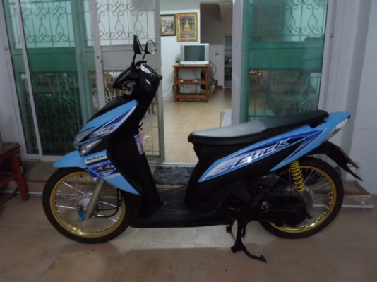 ขายฮอนด้าคลิก เครื่องดี รถผู้หญิงใช้มือแรก