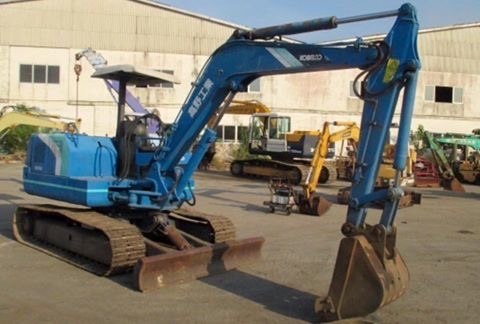 ขายรถขุด KOBELCO ขนาดเทียบเท่า 45 รถเก่านอกแท้ 100\% คอนโทลสั้น ปั๊มนิ้ว  มีลายหัวกระแทก รถพร้อมใช้งาน  เอกสารซื้อขายใบอินวอยพร้อม.  ราคา 360,000ต่อรองได้. สนใจ 096-3268553. ช่างเบนซ์  iD LINE 0963268553