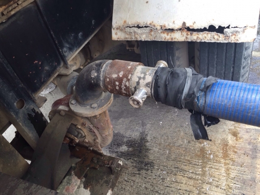 ขายรถน้ำ 240 ร๊อกกี้