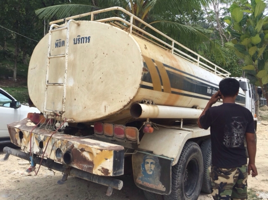 ขายรถน้ำ 240 ร๊อกกี้