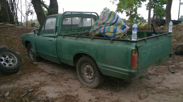 ขายกระบะ DATSUN 4 ตะขอ เครื่องเบนซิน คัสซีสวย รถขับใช้งานได้ปกติ ไม่มีเอกสารนะครับ ราคาต่อรองได้ ขายกระบะ DATSUN 4 ตะขอ เครื่องเบนซิน คัสซีสวย รถขับใช้งานได้ปกติ ไม่มีเอกสารนะครับ ราคาต่อรองได้