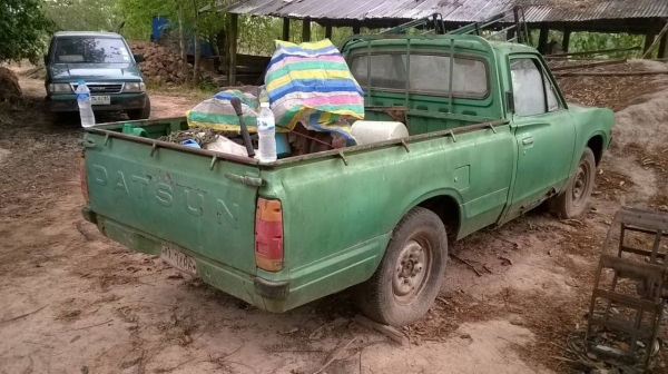 ขายกระบะ DATSUN 4 ตะขอ เครื่องเบนซิน คัสซีสวย รถขับใช้งานได้ปกติ ไม่มีเอกสารนะครับ ราคาต่อรองได้ ขายกระบะ DATSUN 4 ตะขอ เครื่องเบนซิน คัสซีสวย รถขับใช้งานได้ปกติ ไม่มีเอกสารนะครับ ราคาต่อรองได้