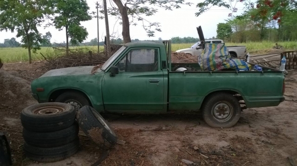 ขายกระบะ DATSUN 4 ตะขอ เครื่องเบนซิน คัสซีสวย รถขับใช้งานได้ปกติ ไม่มีเอกสารนะครับ ราคาต่อรองได้ ขายกระบะ DATSUN 4 ตะขอ เครื่องเบนซิน คัสซีสวย รถขับใช้งานได้ปกติ ไม่มีเอกสารนะครับ ราคาต่อรองได้