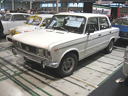 ชุดไฟหน้า fiat 125