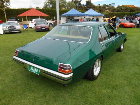ชุดไฟท้าย โฮลเด้น 1977 holden premier