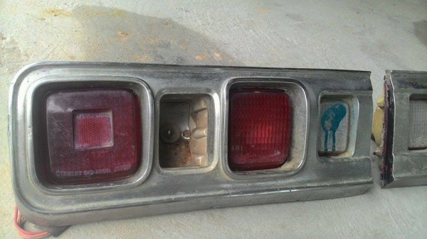 ไฟท้าย Mitsubishi Colt Galant Hardtop 16L 2 ประตู ไฟท้าย Mitsubishi Colt Galant Hardtop 16L 2 ประตู