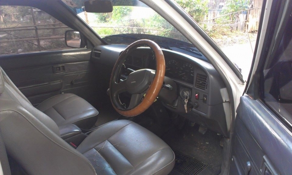 ขายไมตี้สะภาพดีรถใช้งานอยู่ทุกวัน ขายไมตี้สะภาพดีรถใช้งานอยู่ทุกวัน