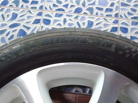 ขายล้อแม๊กพร้อมยางปี 2013 ขอบ16 ไม่แพงครับ ขายล้อแม๊กพร้อมยางปี 2013 ขอบ16 ไม่แพงครับ