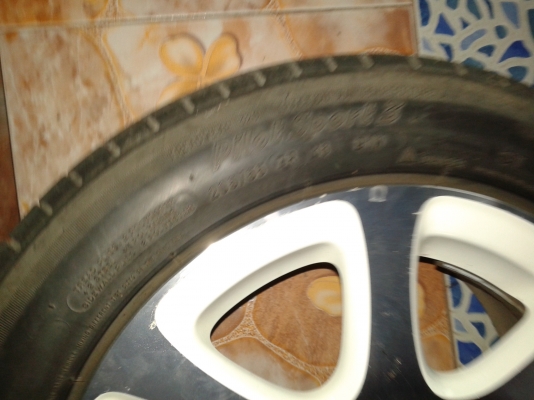 ขายล้อแม๊กพร้อมยางปี 2013 ขอบ16 ไม่แพงครับ ขายล้อแม๊กพร้อมยางปี 2013 ขอบ16 ไม่แพงครับ