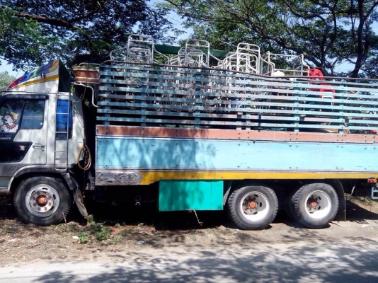 ขายรถสิบล้อ