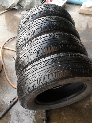 175/70R13 firestone FIREHAWK TZ100 มีชุด 4 เส้น tel.081-427-3941 175/70R13 firestone FIREHAWK TZ100 มีชุด 4 เส้น tel.081-427-3941