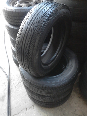 175/70R13  firestone  FIREHAWK TZ100 มีชุด 4 เส้น tel.081-427-3941