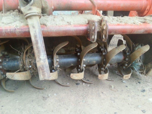 ขายโรตารี่ ช้าง รุ่น 182F พร้อมใช้สภาพดี ใบเต็ม สวยๆสีเดิม แต่ยังไม่ได้ล้าง ขายโรตารี่ ช้าง รุ่น 182F พร้อมใช้สภาพดี ใบเต็ม สวยๆสีเดิม แต่ยังไม่ได้ล้าง